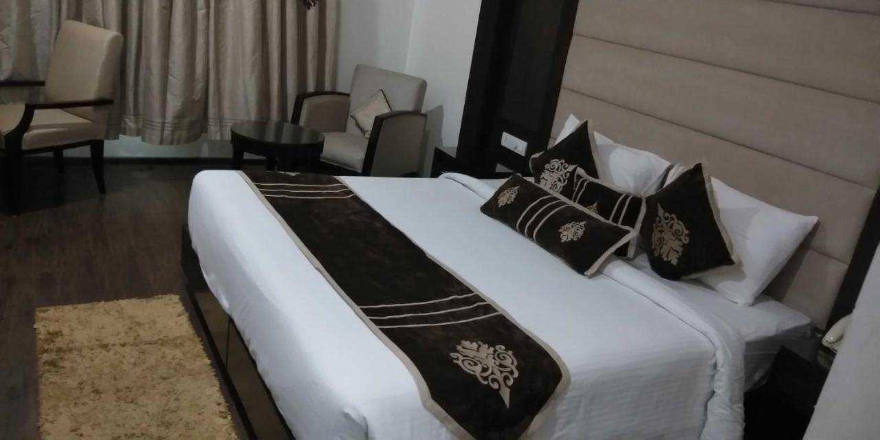 Hotel Pitrashish Pride Igi Intl Airport Delhi Exteriér fotografie