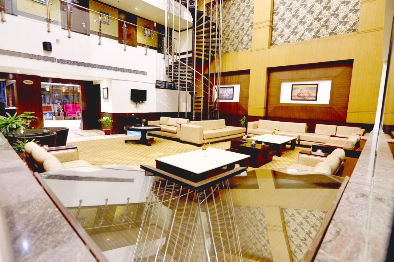 Hotel Pitrashish Pride Igi Intl Airport Delhi Exteriér fotografie
